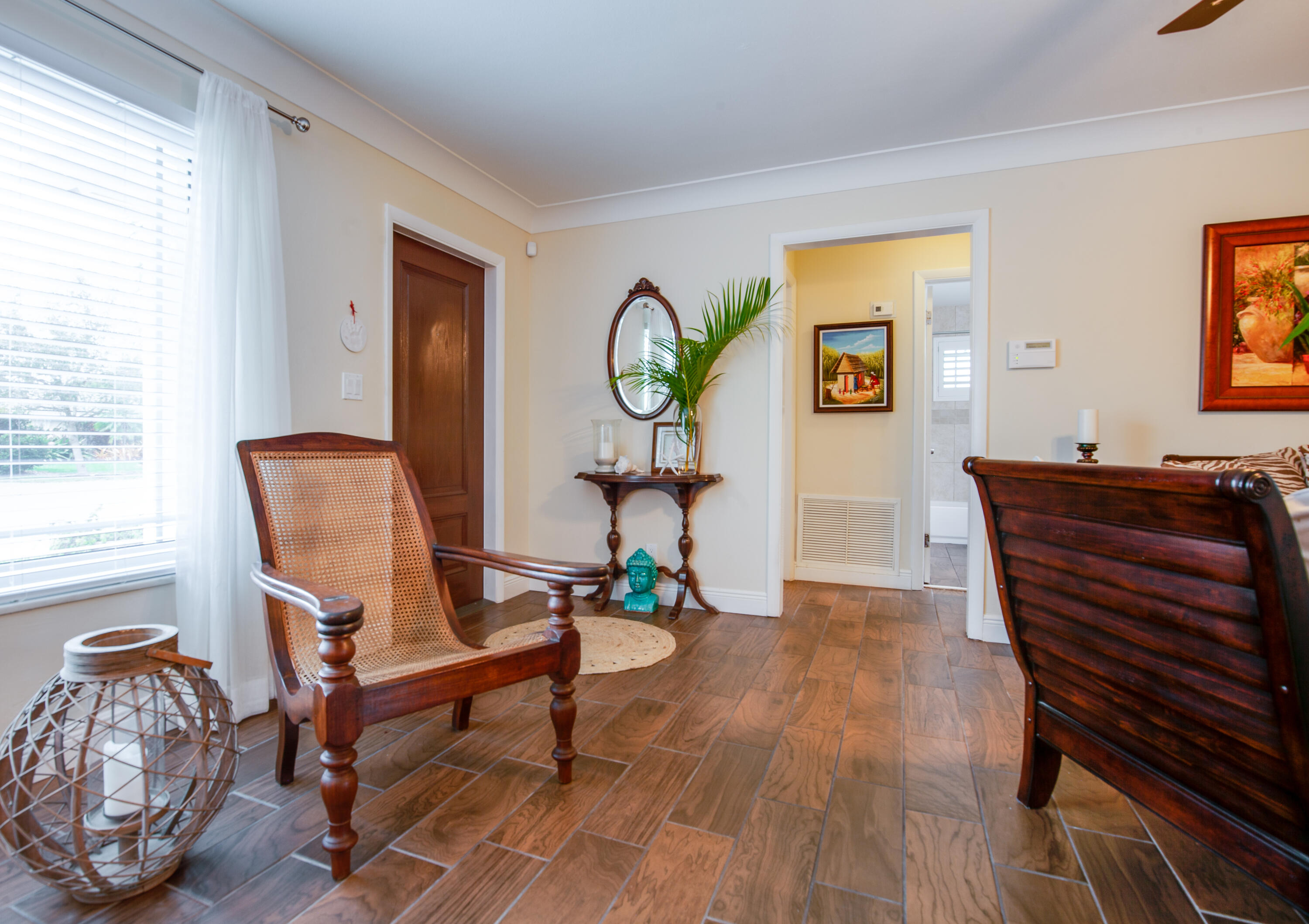 1214 Southwest 9th Avenue Boca Raton, FL 33486 - Photo 5 of 31 Living room 1