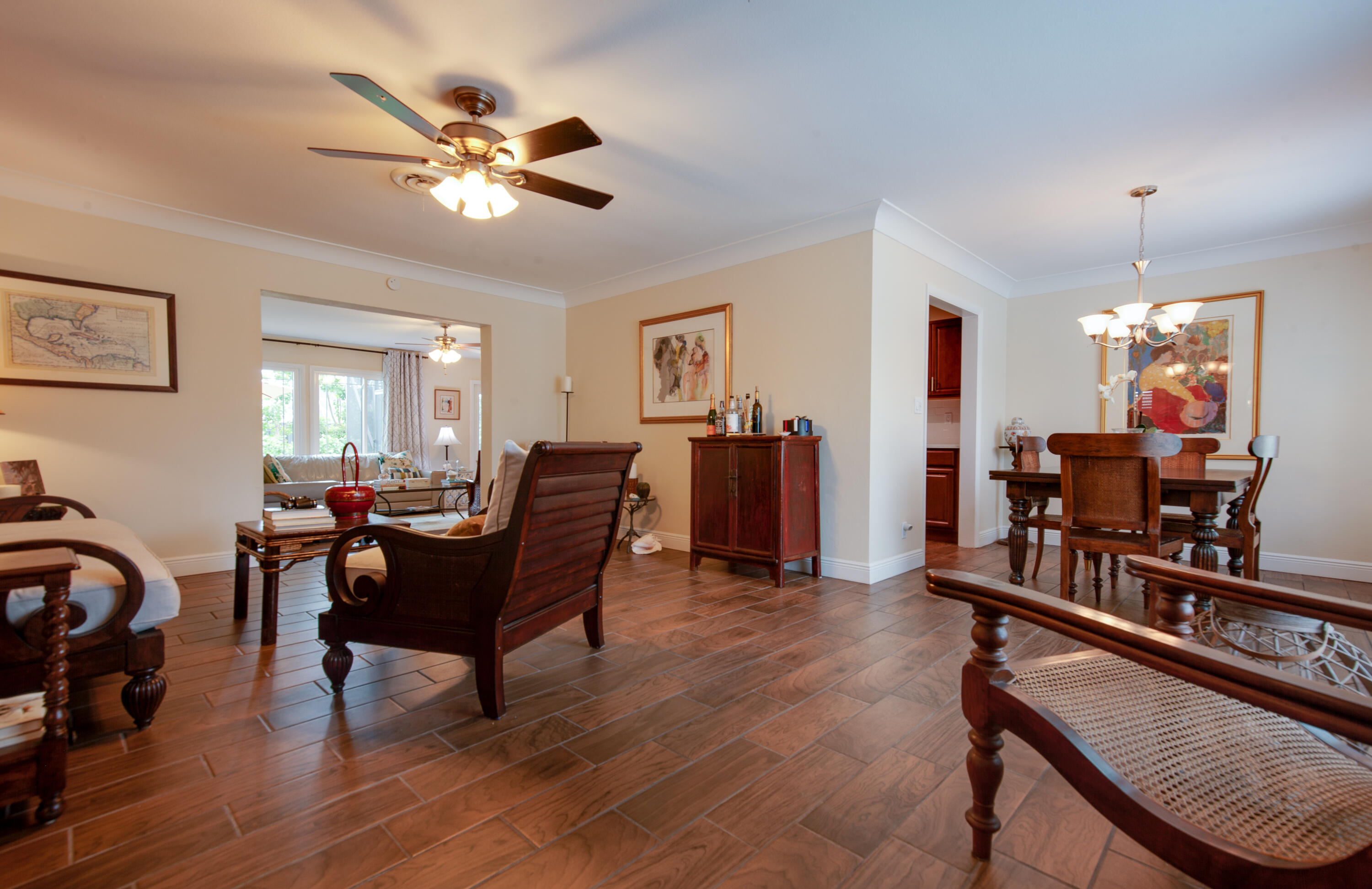 1214 Southwest 9th Avenue Boca Raton, FL 33486 - Photo 8 of 31 Living room 4