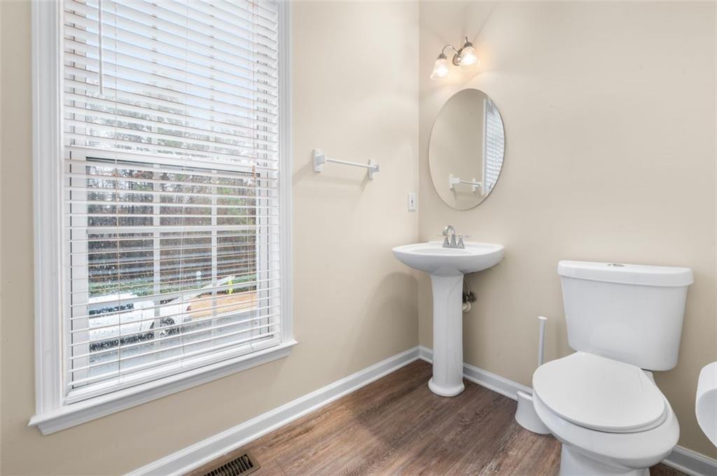3944 Howell Park Road Duluth, GA 30096 - Photo 20 of 34
