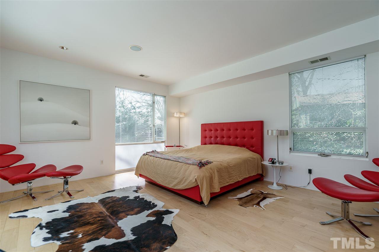 811 Bryan Street Raleigh, NC 27605 - Photo 21 of 30 Gallery Image 21
