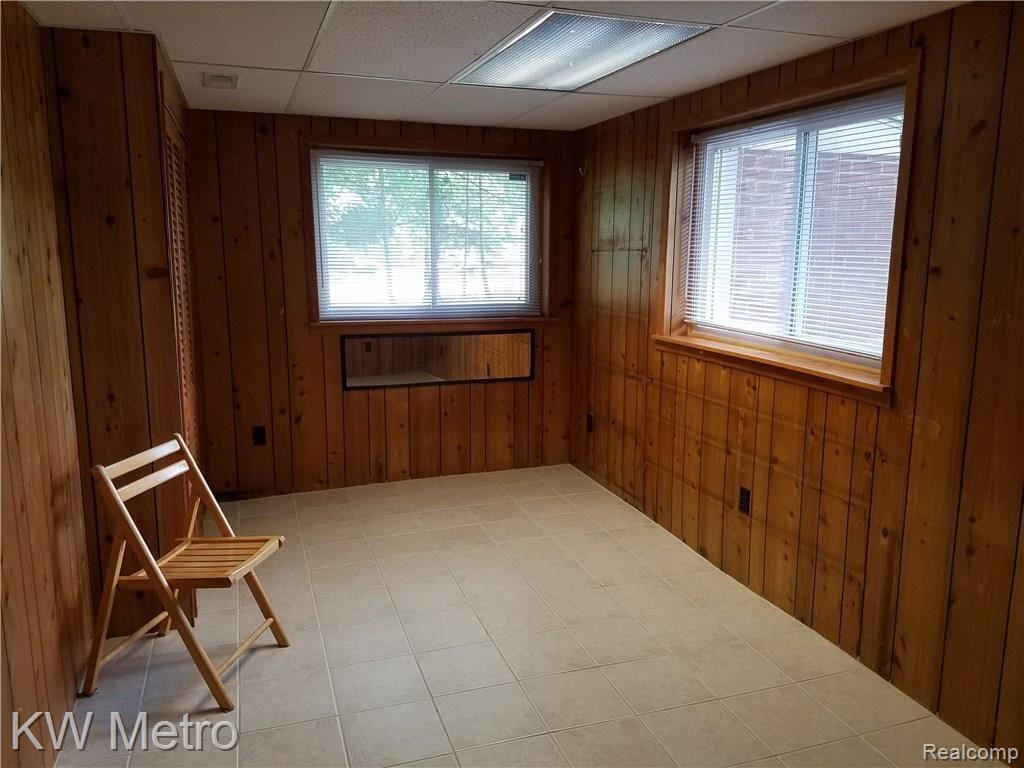 1785 Scheifle Road Walled Lake, MI 48390 - Photo 46 of 53 20180531_123457.jpg
