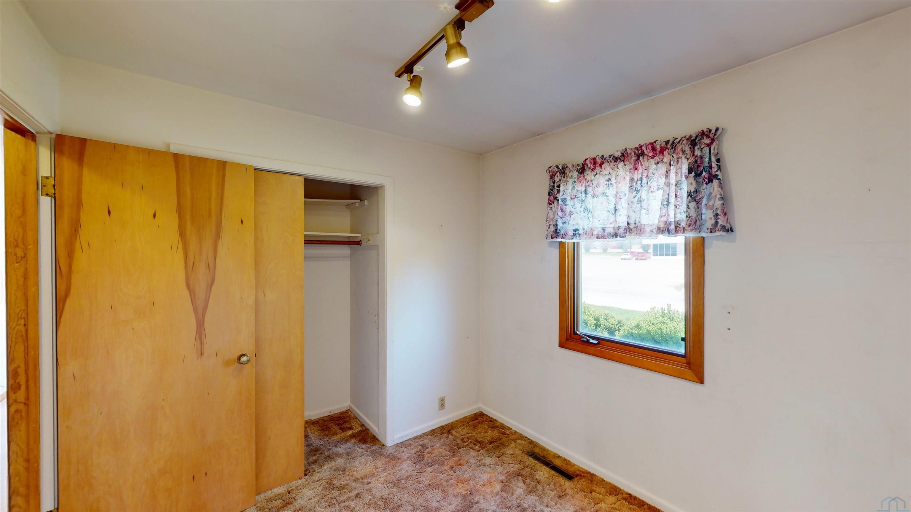 119 East Ridgeview Drive Cherokee, IA 51012 - Photo 35 of 50 Gallery Image 35