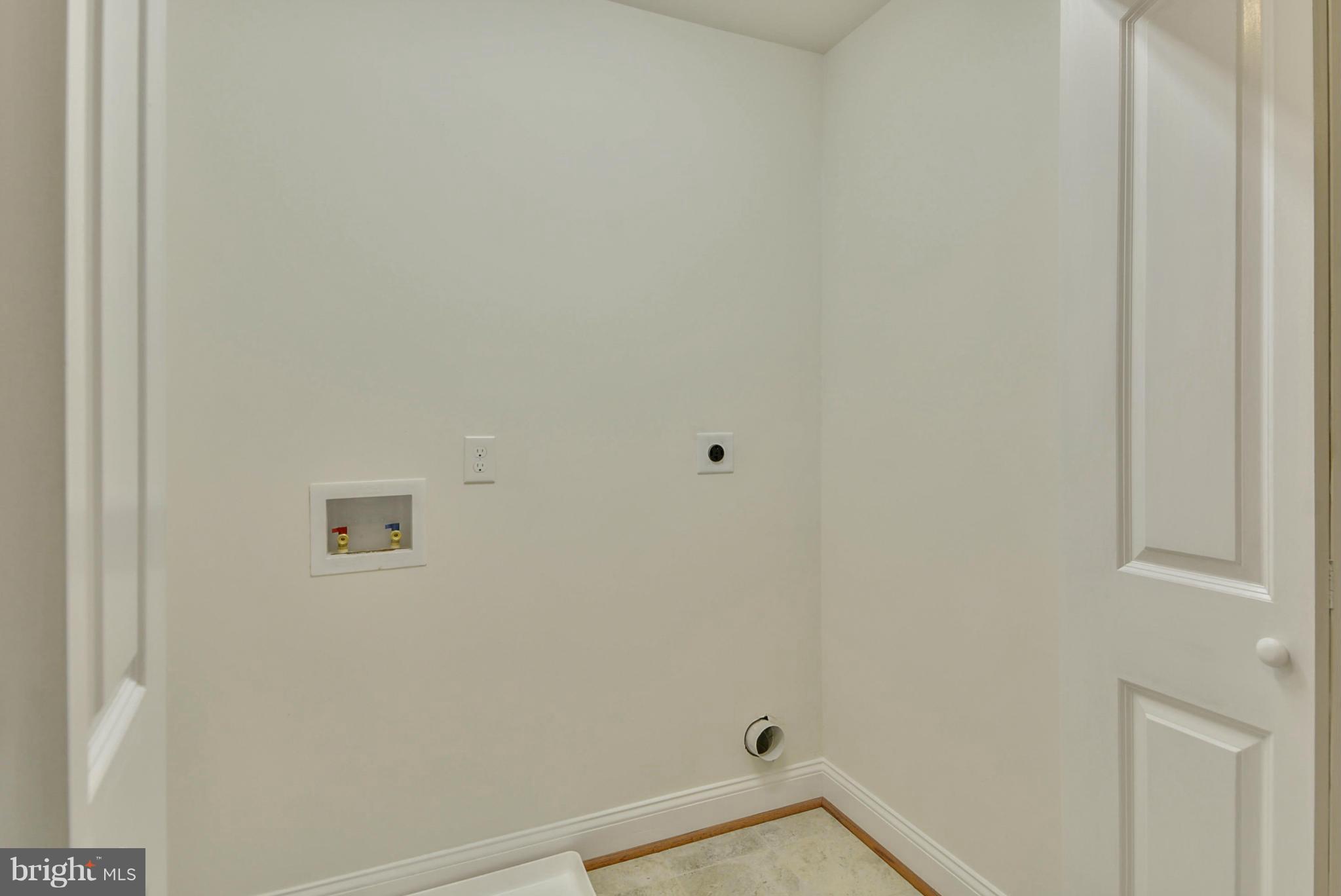 Rogues Road Midland, VA 22728 - Photo 15 of 24 a view of a room