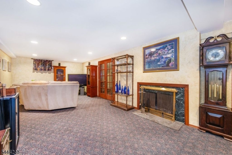15 Absecon Road Parsippany, NJ 07054 - Photo 13 of 21