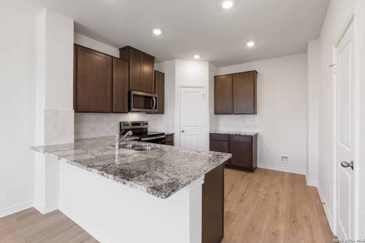 5114 Schaeffer Ridge Converse, TX 78109 - Photo 17 of 31