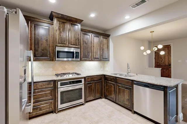 $2,500 | 4646 Rhett Lane, Unit D, Carrollton, TX 75010