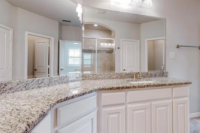 $2,500 | 4646 Rhett Lane, Unit D, Carrollton, TX 75010