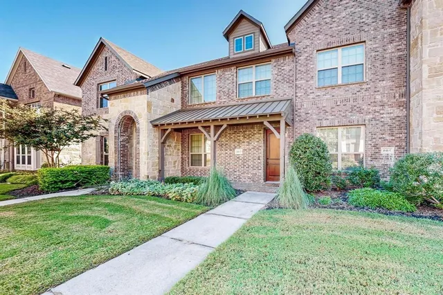 $2,500 | 4646 Rhett Lane, Unit D, Carrollton, TX 75010