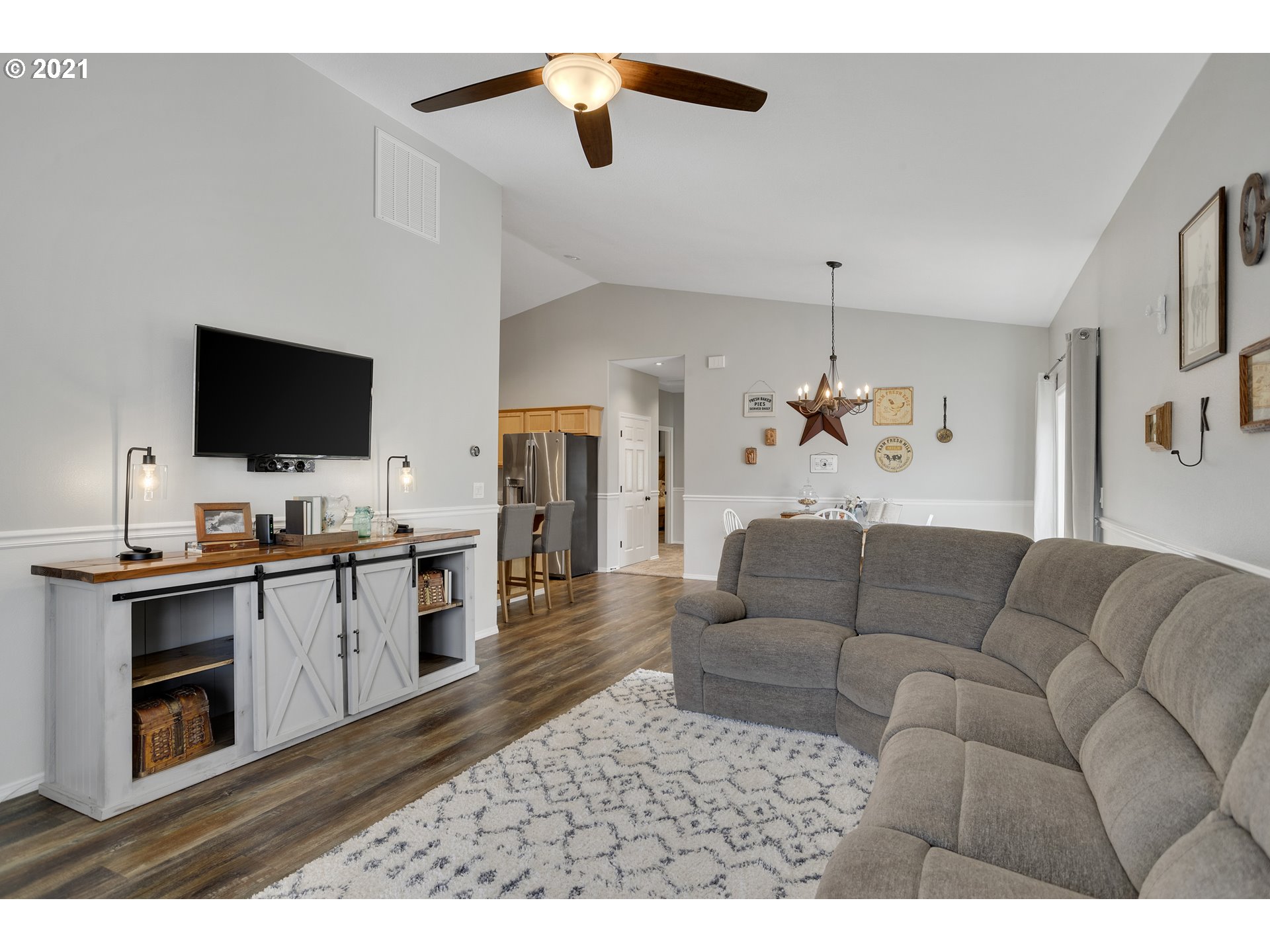 59680 Oak Ridge Street St. Helens, OR 97051 - Photo 5 of 32 Gallery Image 5
