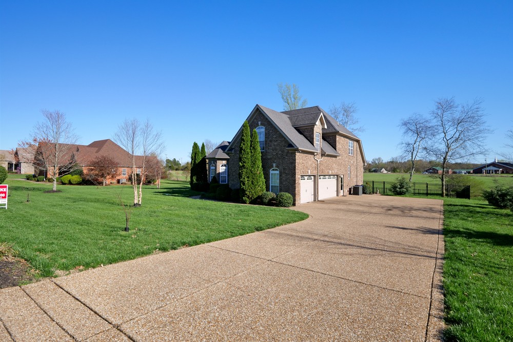 1112 Farmhouse Road Lascassas, TN 37085 - Photo 4 of 47 Gallery Image 4