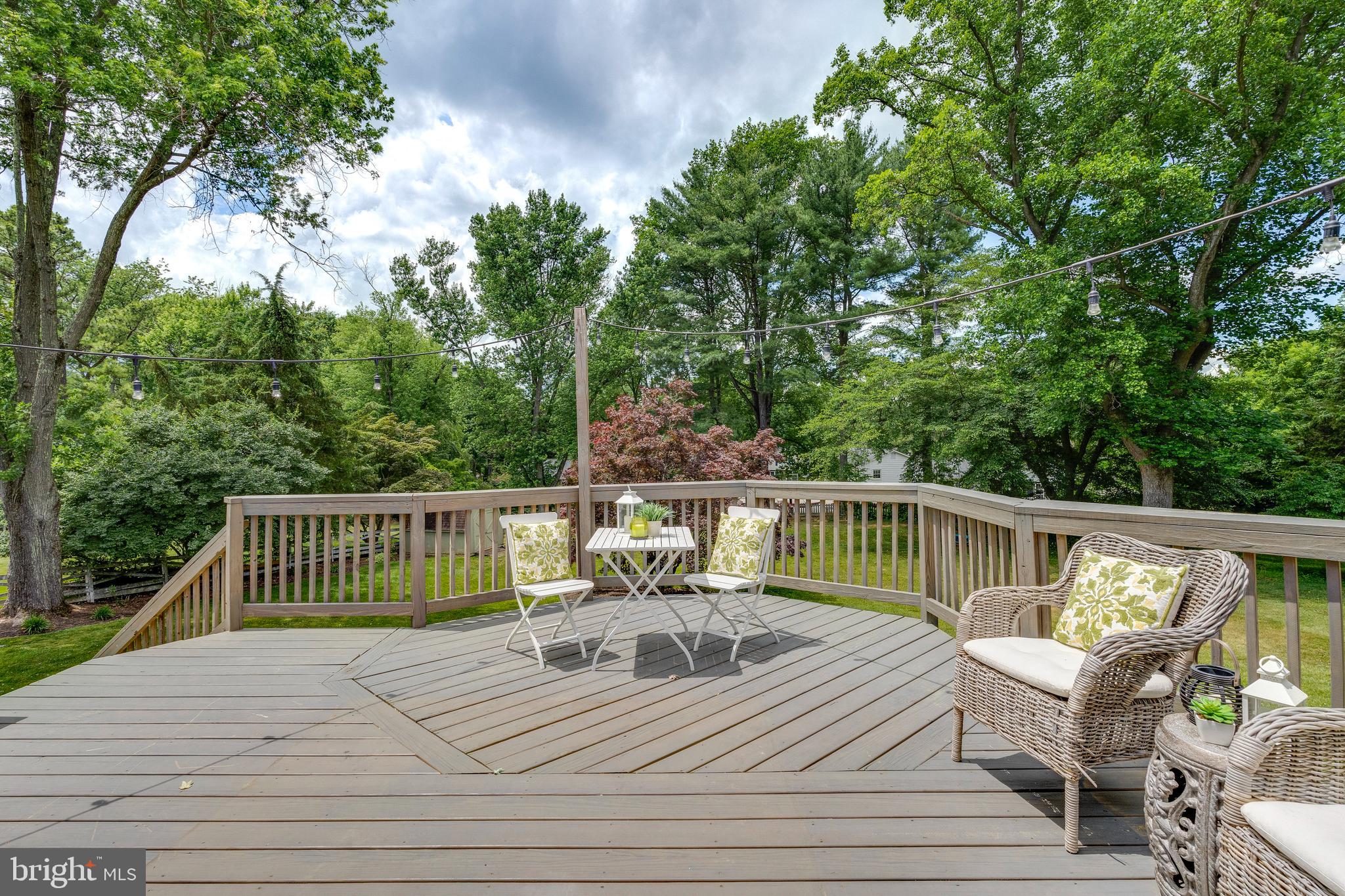 2416 Rocky Branch Road Vienna, VA 22181 - Photo 24 of 69 Right outside the sunroom!