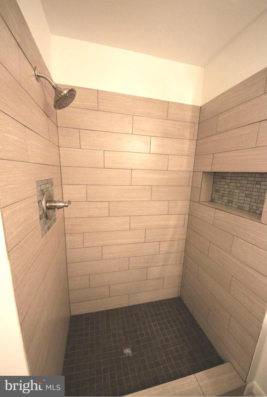 2360 Generation Drive Reston, VA 20191 - Photo 18 of 25 Bath (Master)
