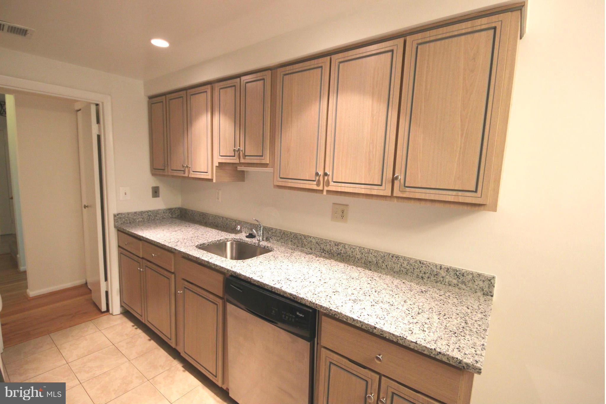 2360 Generation Drive Reston, VA 20191 - Photo 10 of 25 Kitchen