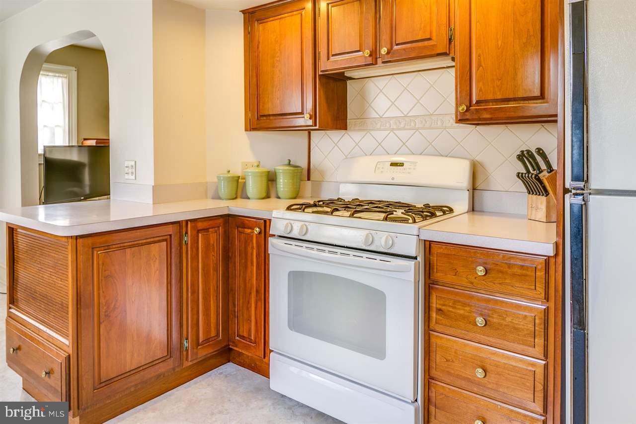 971 East Canal Road Dover, PA 17315 - Photo 3 of 25 Gallery Image 3