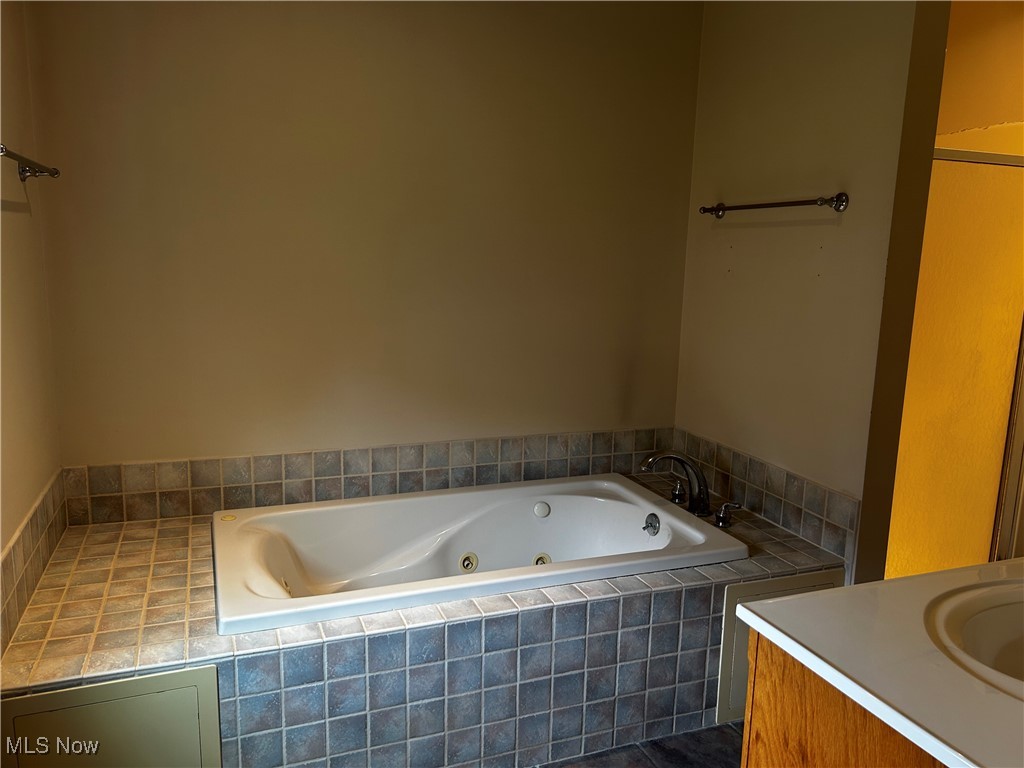 36491 Mills Road North Ridgeville, OH 44039 - Photo 12 of 24 Gallery Image 12
