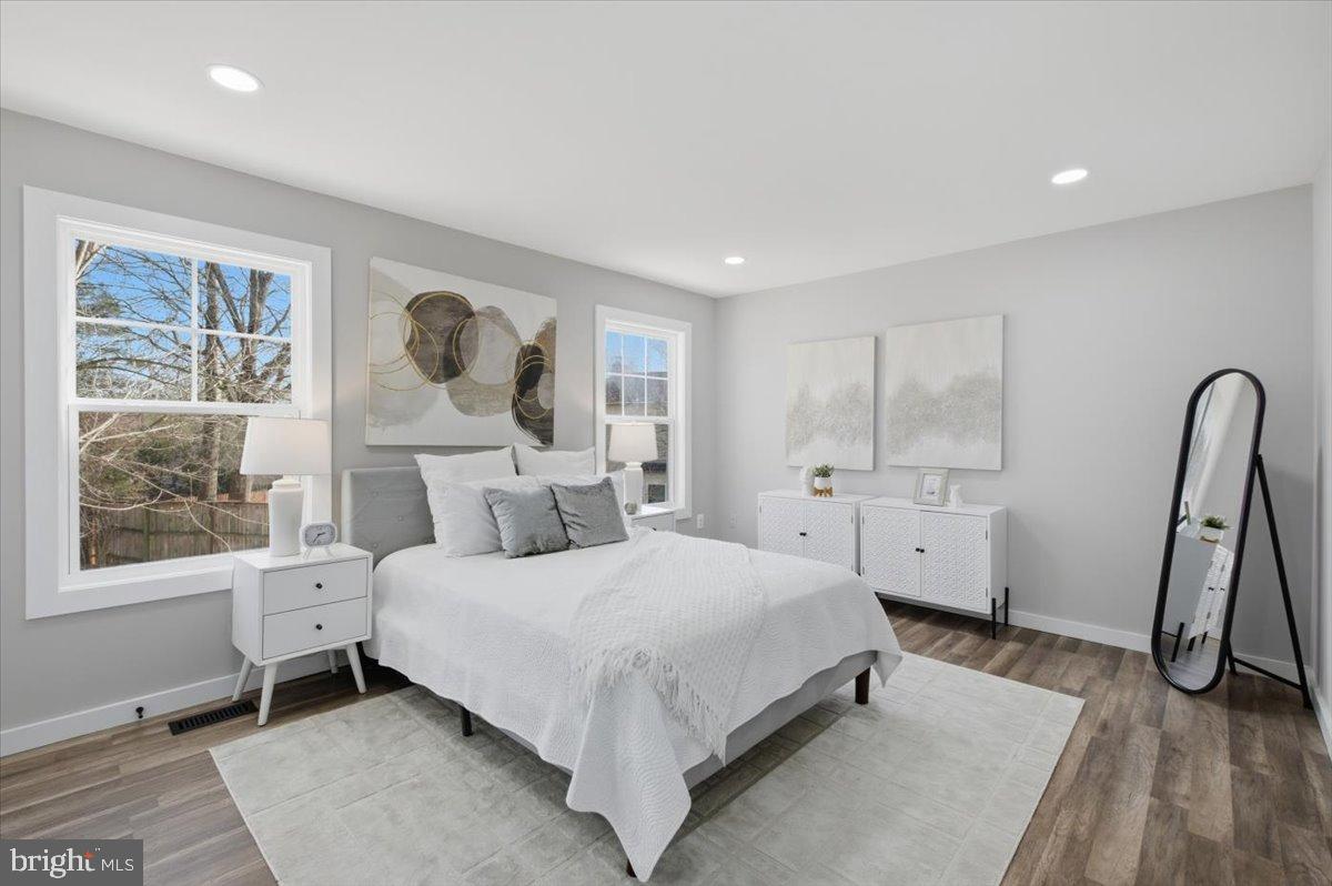 4529 Flintstone Road Alexandria, VA 22306 - Photo 11 of 37 Bright and airy modern bedroom retreat.
