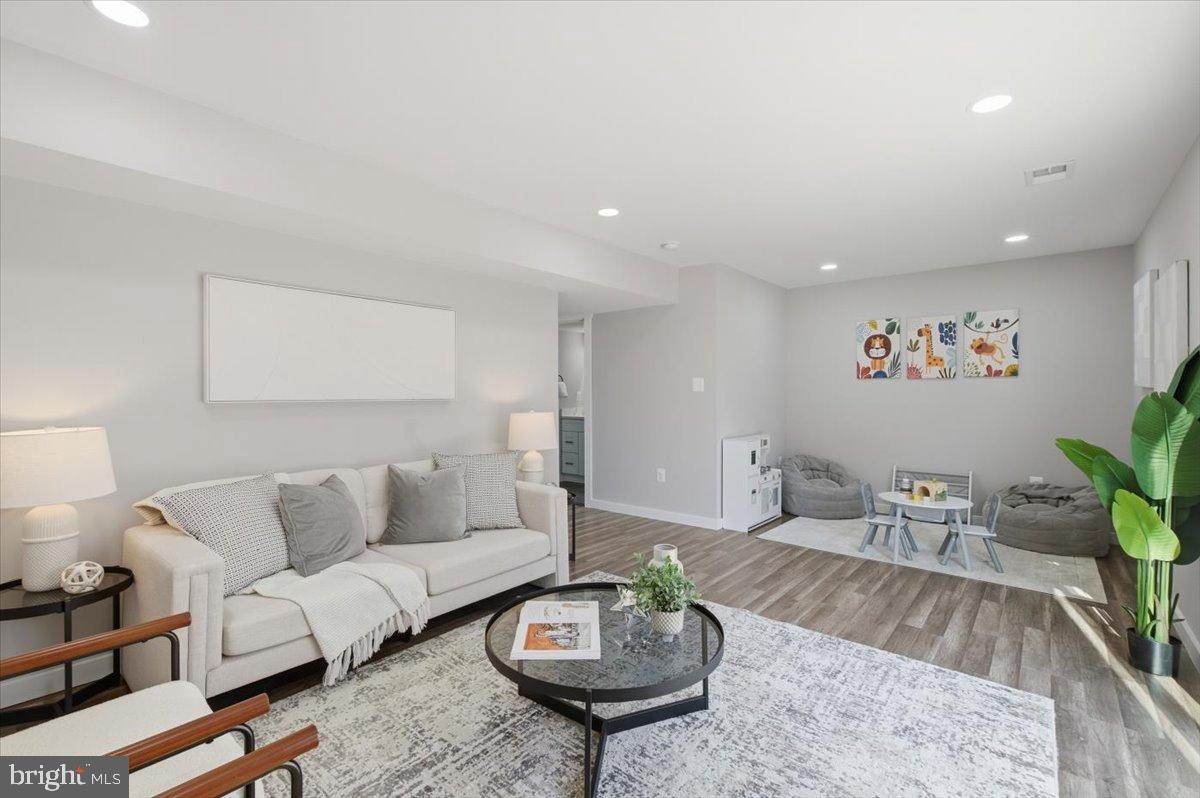 4529 Flintstone Road Alexandria, VA 22306 - Photo 28 of 37 Modern living space with stylish decor.