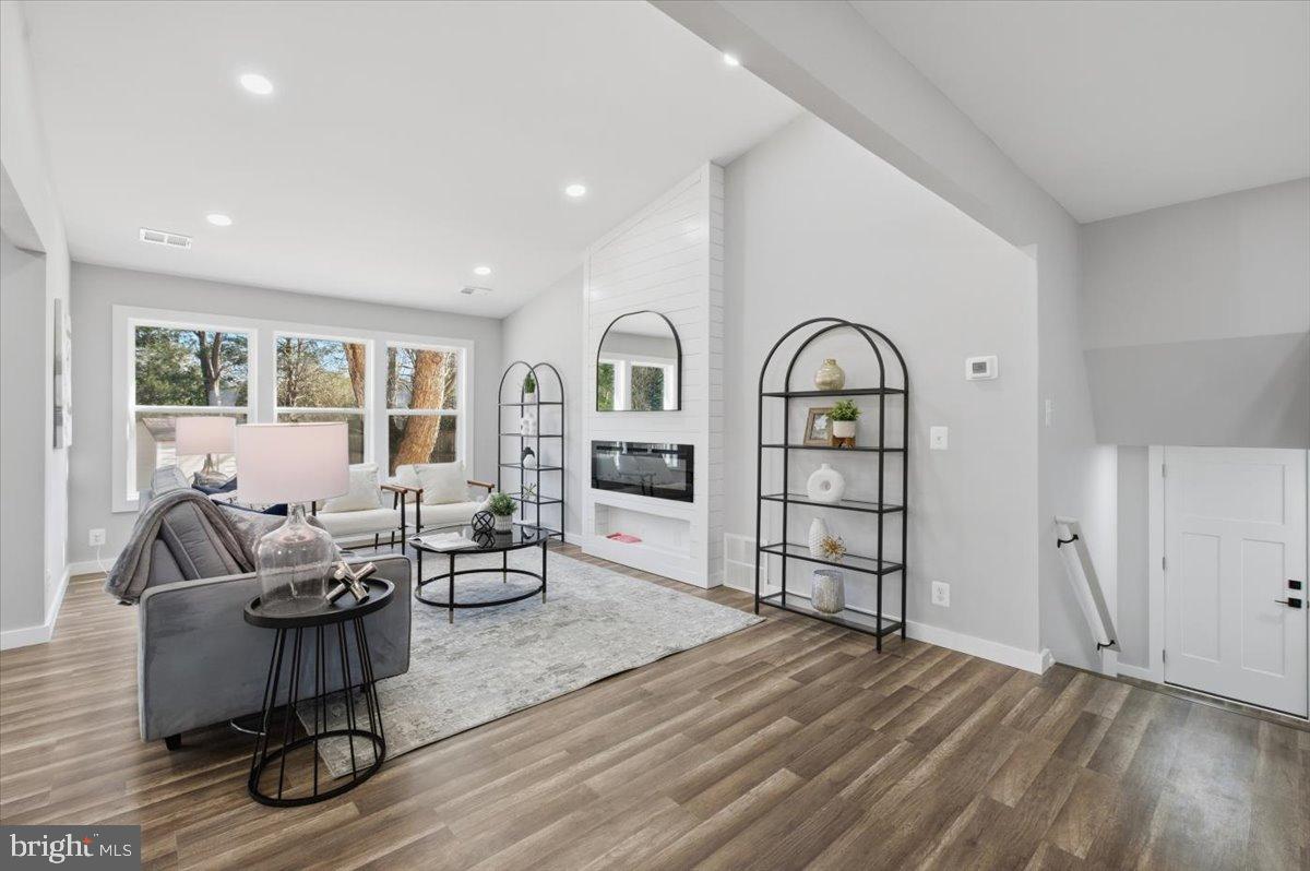 4529 Flintstone Road Alexandria, VA 22306 - Photo 32 of 37 Bright and airy modern living space.