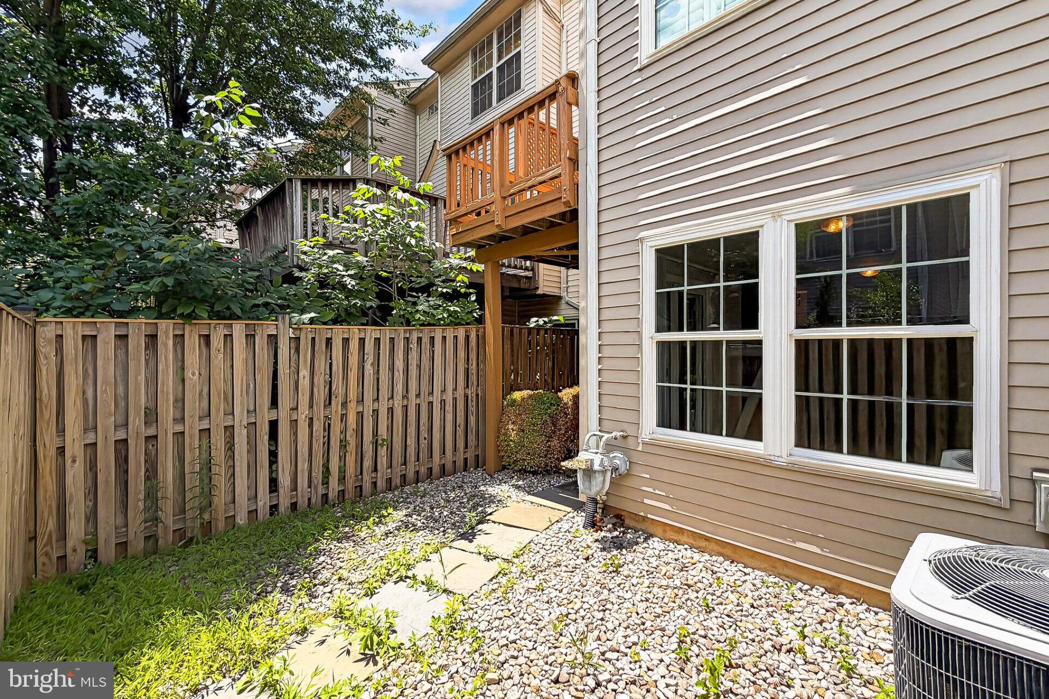 13157 Kidwell Field Road Herndon, VA 20171 - Photo 47 of 50 Charming backyard retreat awaits you.
