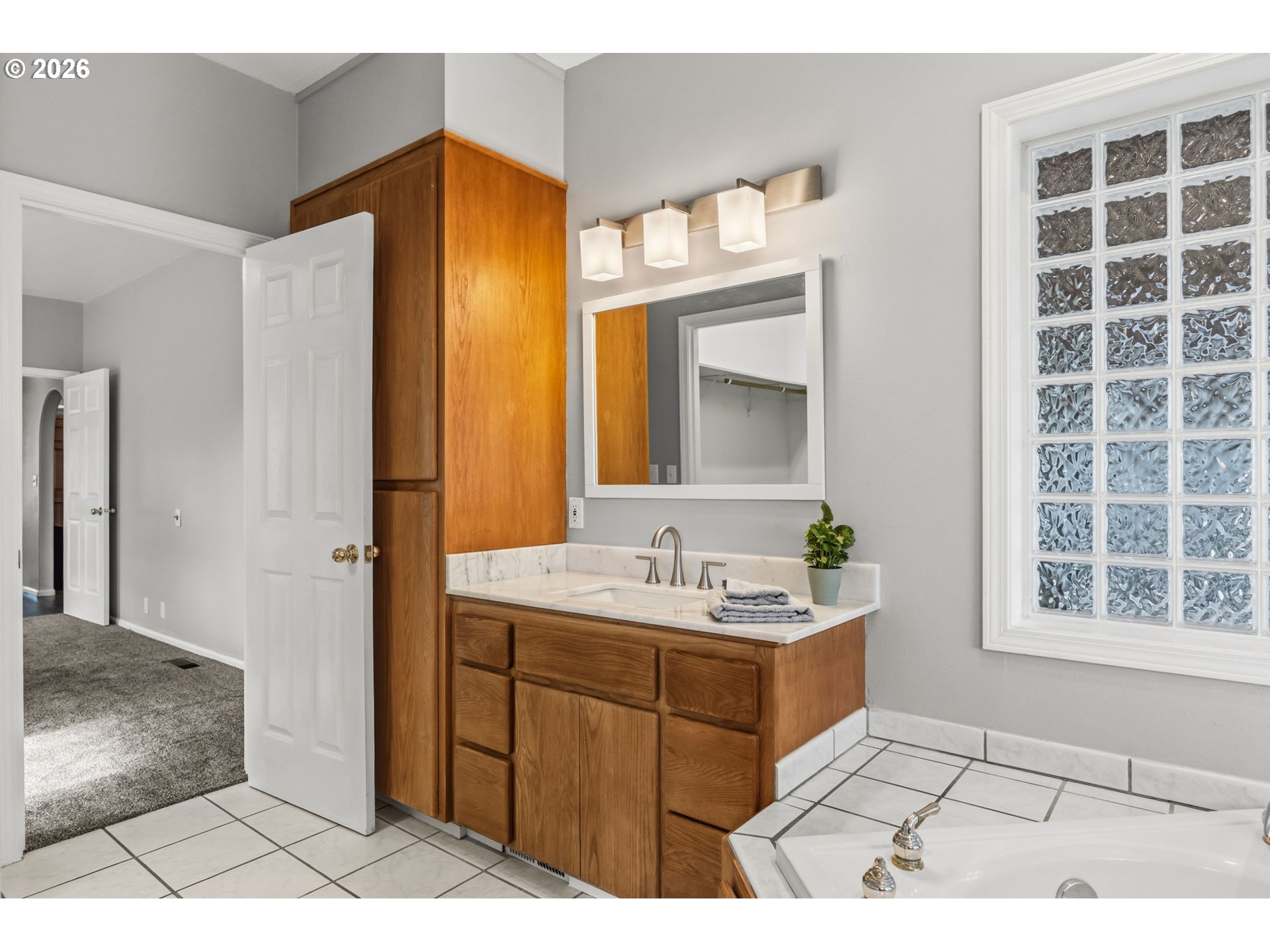 6001 E Street Springfield, OR 97478 - Photo 23 of 46 Bathroom, Attached