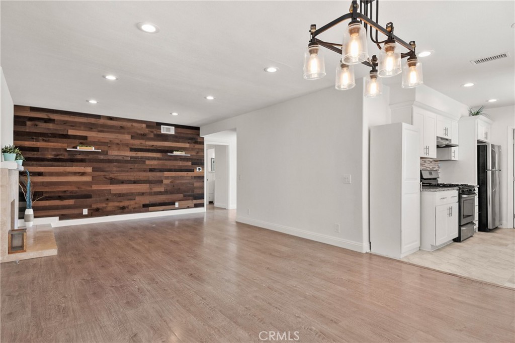 1805 West Random Drive Anaheim, CA 92804 - Photo 28 of 46 a view of kitchen and refrigerator