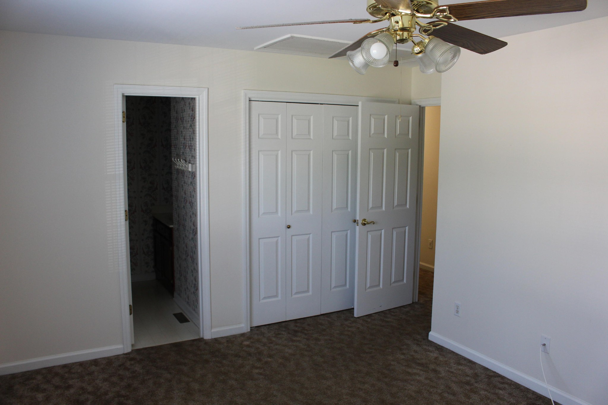 2133 Jenkins Road Chattanooga, TN 37421 - Photo 9 of 10 a view of an empty room with a fan