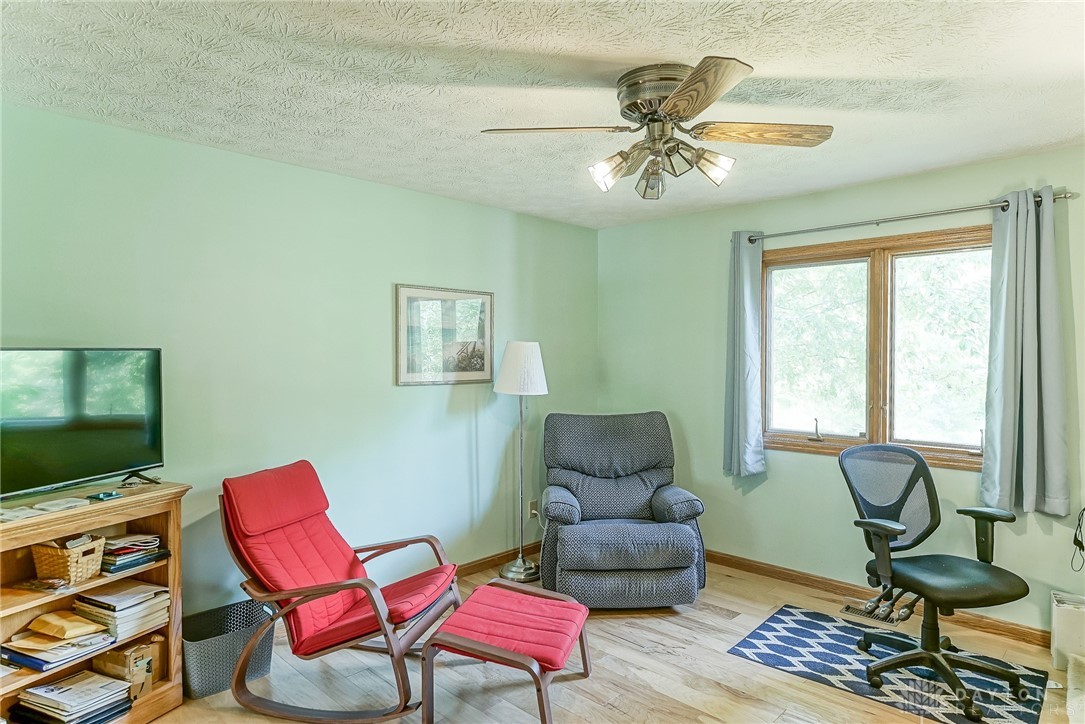 8464 Chambersburg Road Huber Heights, OH 45424 - Photo 18 of 44