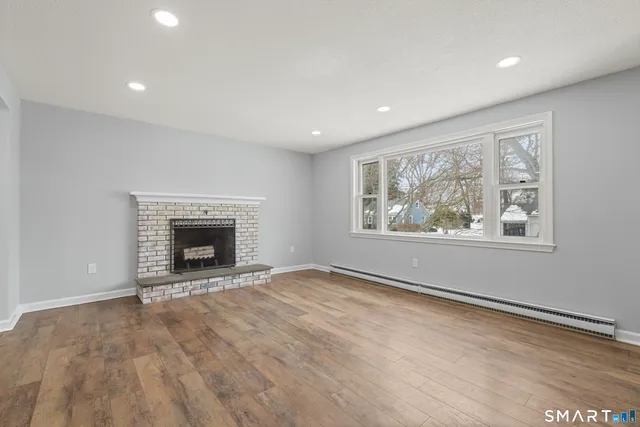 $400,000 | 51 Sperry Lane, Meriden, CT 06451