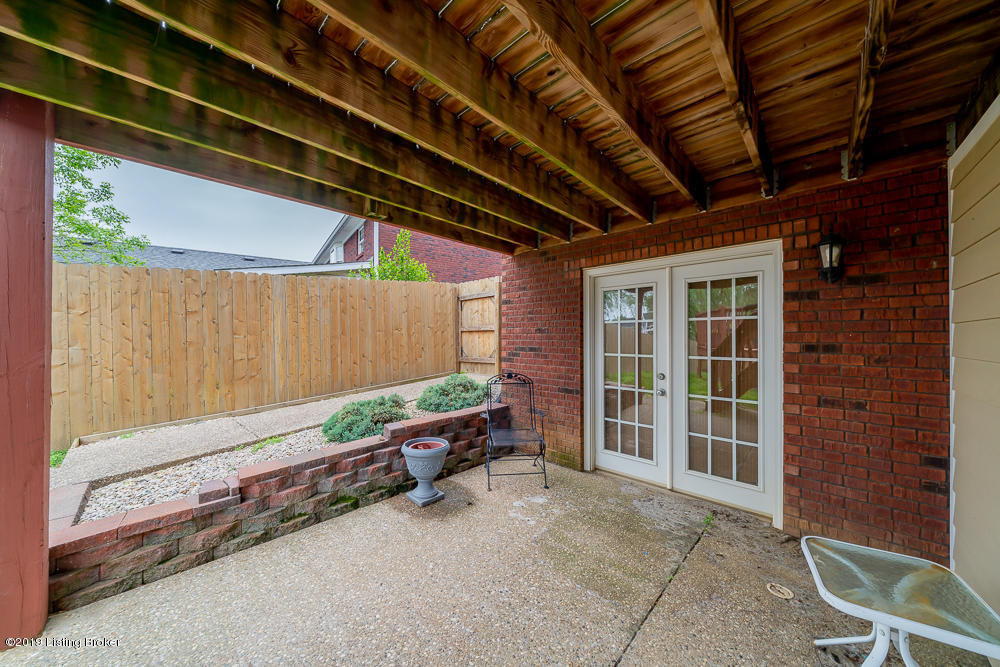 8006 Kellerman Road Louisville, KY 40219 - Photo 8 of 64 7. Walk Out Level Patio with pool storag