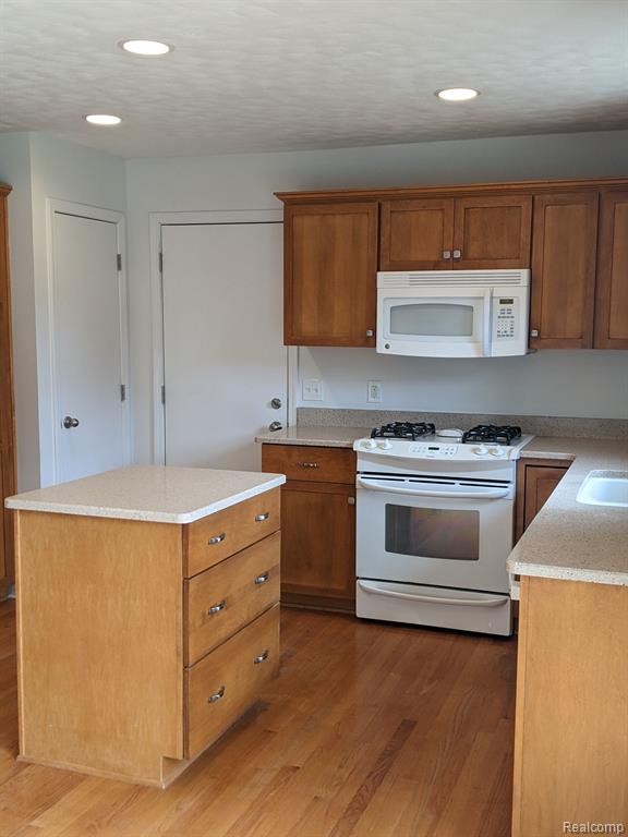 6521 West Rolston Road Linden, MI 48451 - Photo 6 of 43