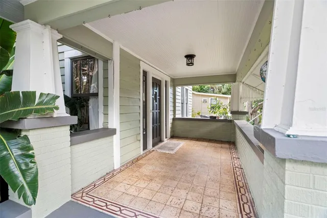 $1,249,000 | 540 11th Avenue North, St. Petersburg, FL 33701