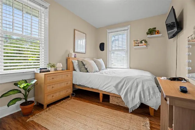 $1,249,000 | 540 11th Avenue North, St. Petersburg, FL 33701