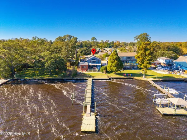 $795,000 | 1804 River Drive, New Bern, NC 28560