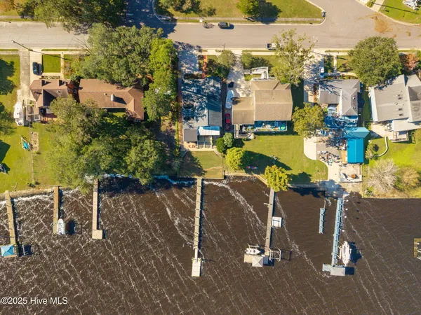 $795,000 | 1804 River Drive, New Bern, NC 28560