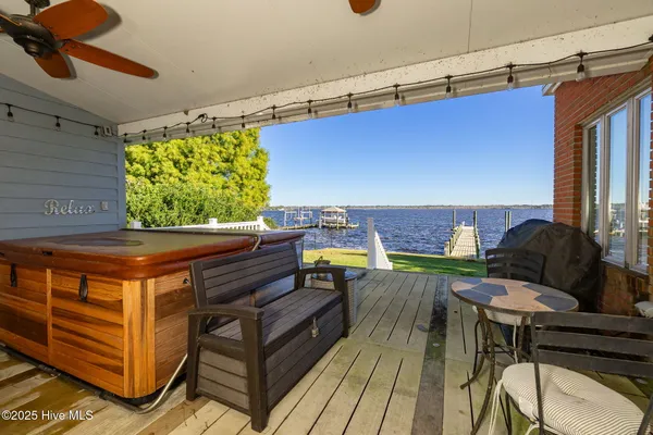 $795,000 | 1804 River Drive, New Bern, NC 28560