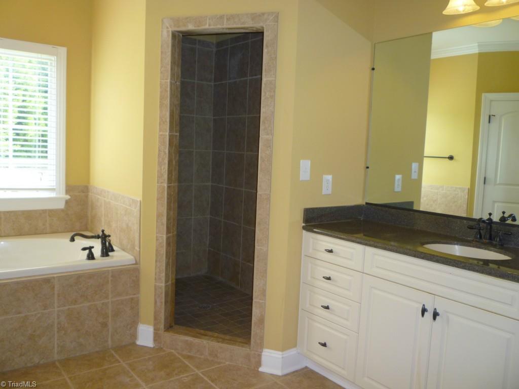 5400 Red Fox Drive Oak Ridge, NC 27310 - Photo 14 of 30