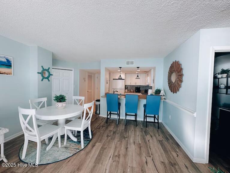 2000 New River Inlet Road, Unit 1411 North Topsail Beach, NC 28460 - Photo 14 of 22 IMG_4025