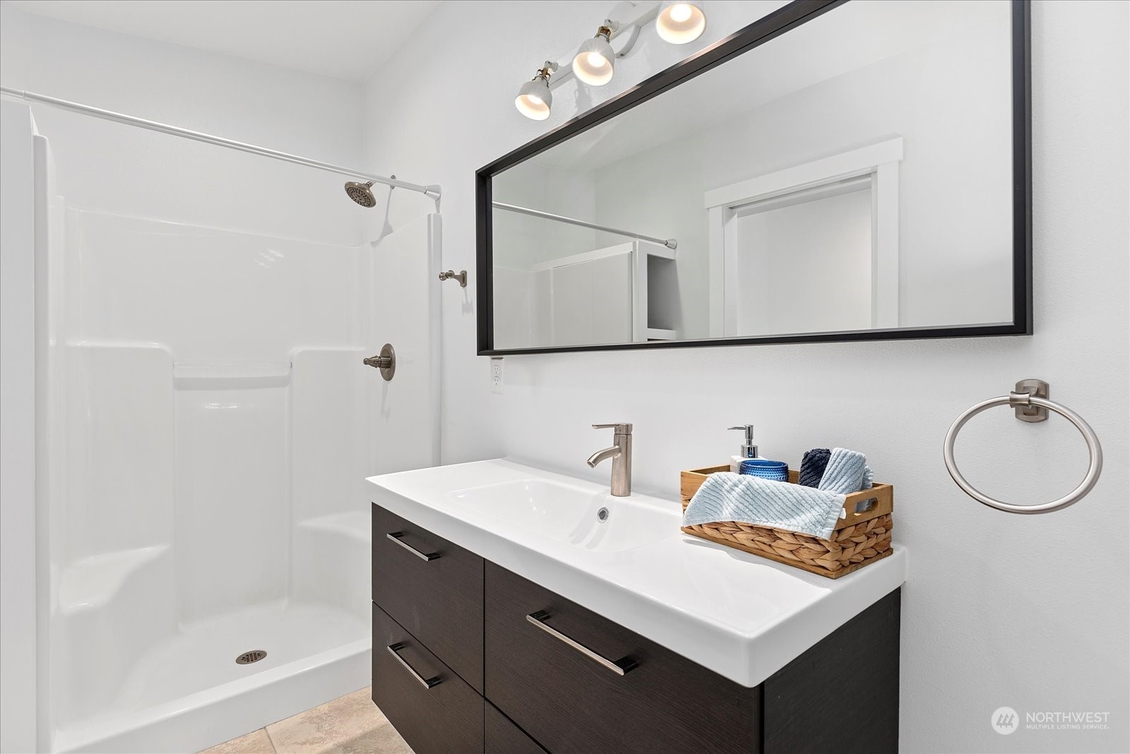 2644 McLeod Road Bellingham, WA 98225 - Photo 23 of 33 Gallery Image 23