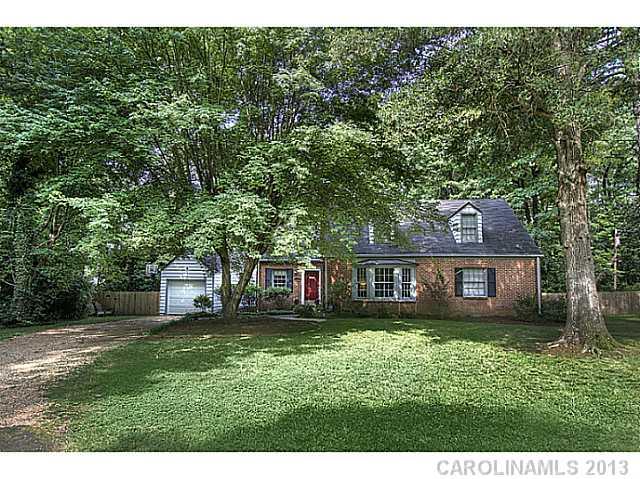 1401 Crystal Road Charlotte, NC 28205 - Photo 1 of 16 Gallery Image 1
