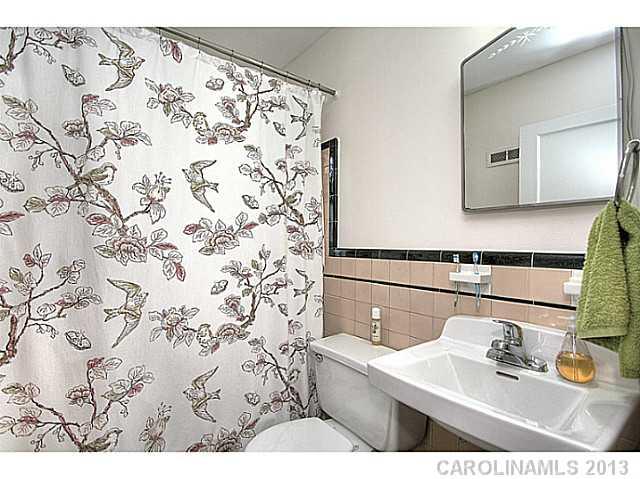 1401 Crystal Road Charlotte, NC 28205 - Photo 10 of 16 Gallery Image 10