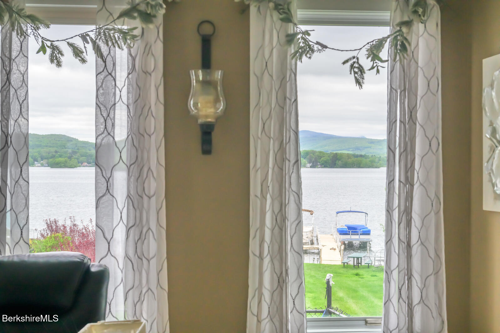 140 Hancock Road Pittsfield, MA 01201 - Photo 24 of 41 Screen - 140 Hancock Rd Pittsfield MA 01