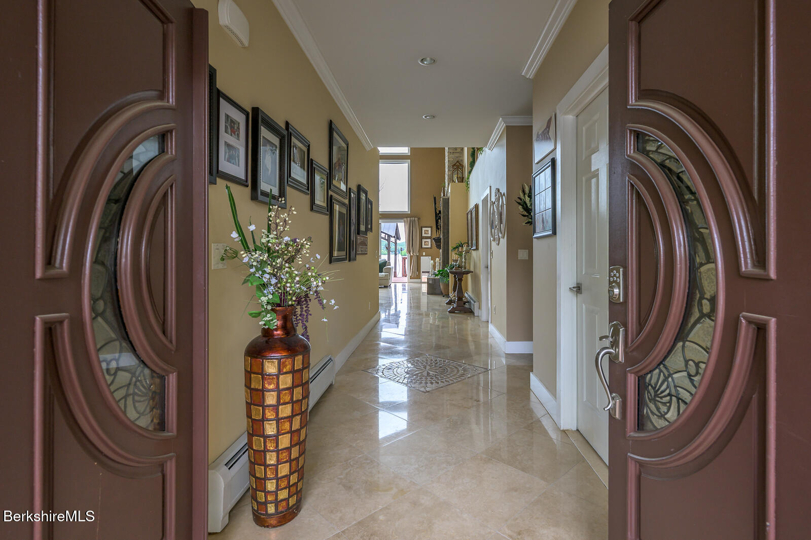 140 Hancock Road Pittsfield, MA 01201 - Photo 3 of 41 entry