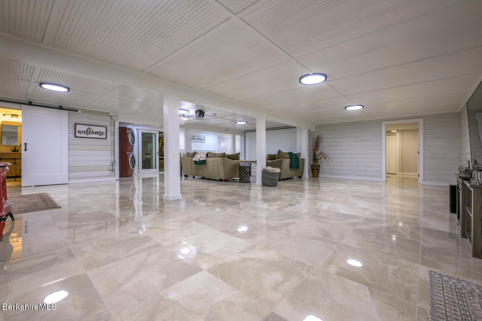 140 Hancock Road Pittsfield, MA 01201 - Photo 39 of 41 Screen - 140 Hancock Rd Pittsfield MA 01