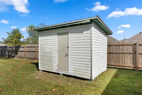 $239,000 | 417 East School Street, Lake Charles, LA 70605