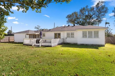 $239,000 | 417 East School Street, Lake Charles, LA 70605