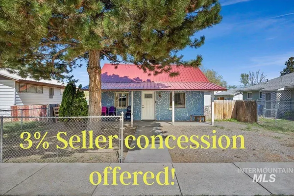 $245,900 | 304 5th Avenue East, Jerome, ID 83338