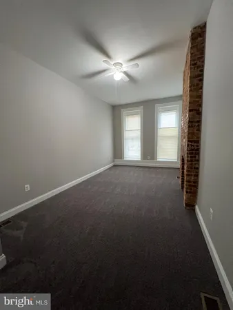 a view of empty room with window