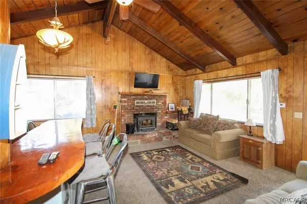 $1,500 | 945 Greenway Drive, Big Bear City, CA 92314