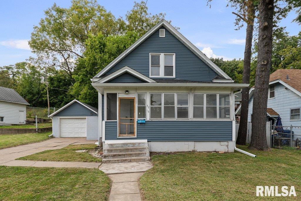 3216 Indian Road Davenport, IA 52802 - Photo 1 of 24 Gallery Image 1