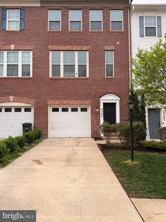 $425,000 | 4505 Potomac Highlands Circle, Triangle, VA 22172